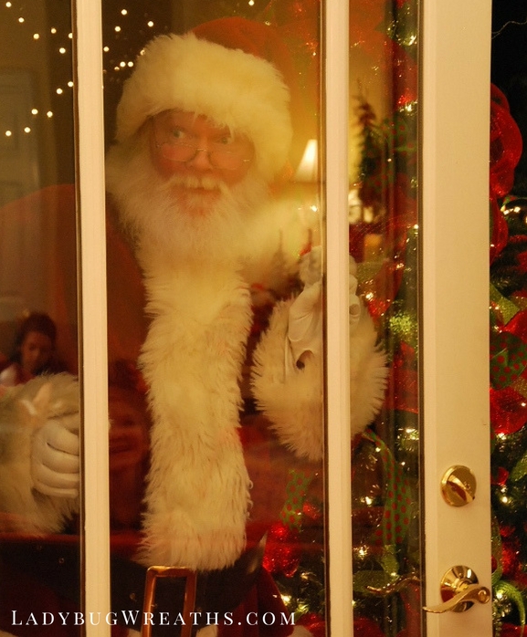 santa-at-the-door